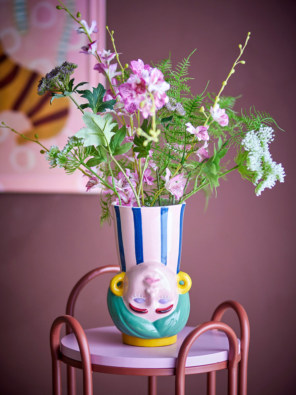 Miss Jody Vase, Rose, Steingut in Rose präsentiert im Onlineshop von KAQTU Design AG. Vase ist von Bloomingville
