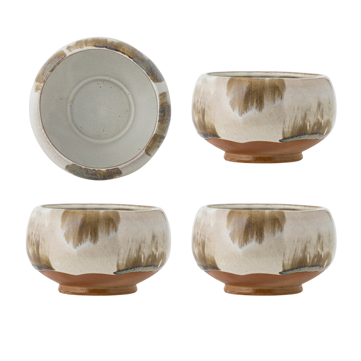 Runde beige Schale aus Steingut mit terrakottafarbenem Boden und reaktiver Glasur, Teil eines 4er-Sets der Serie Jade von Bloomingville
