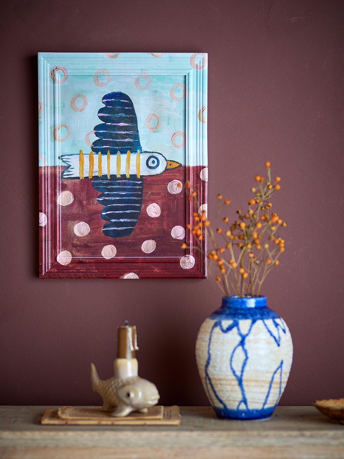 Entdecken Sie die stilvolle Brett birdy Illustration mit elegantem Tannenholzrahmen. Ein harmonisches Kunstwerk für Ihr Zuhause!