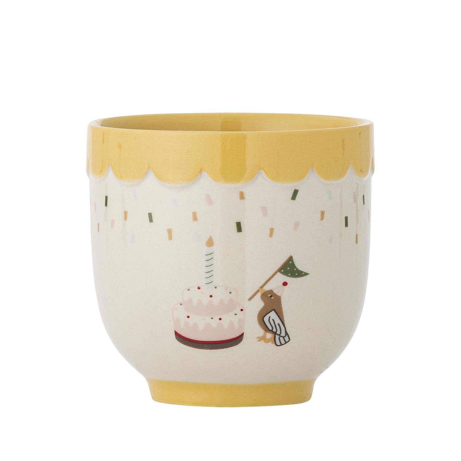 Erleben Sie fröhliche Momente mit der Celebrate Tasse von Bloomingville Mini! Ihr charmantes Design und die warme gelbe Innenseite machen jeden Schluck besonders.