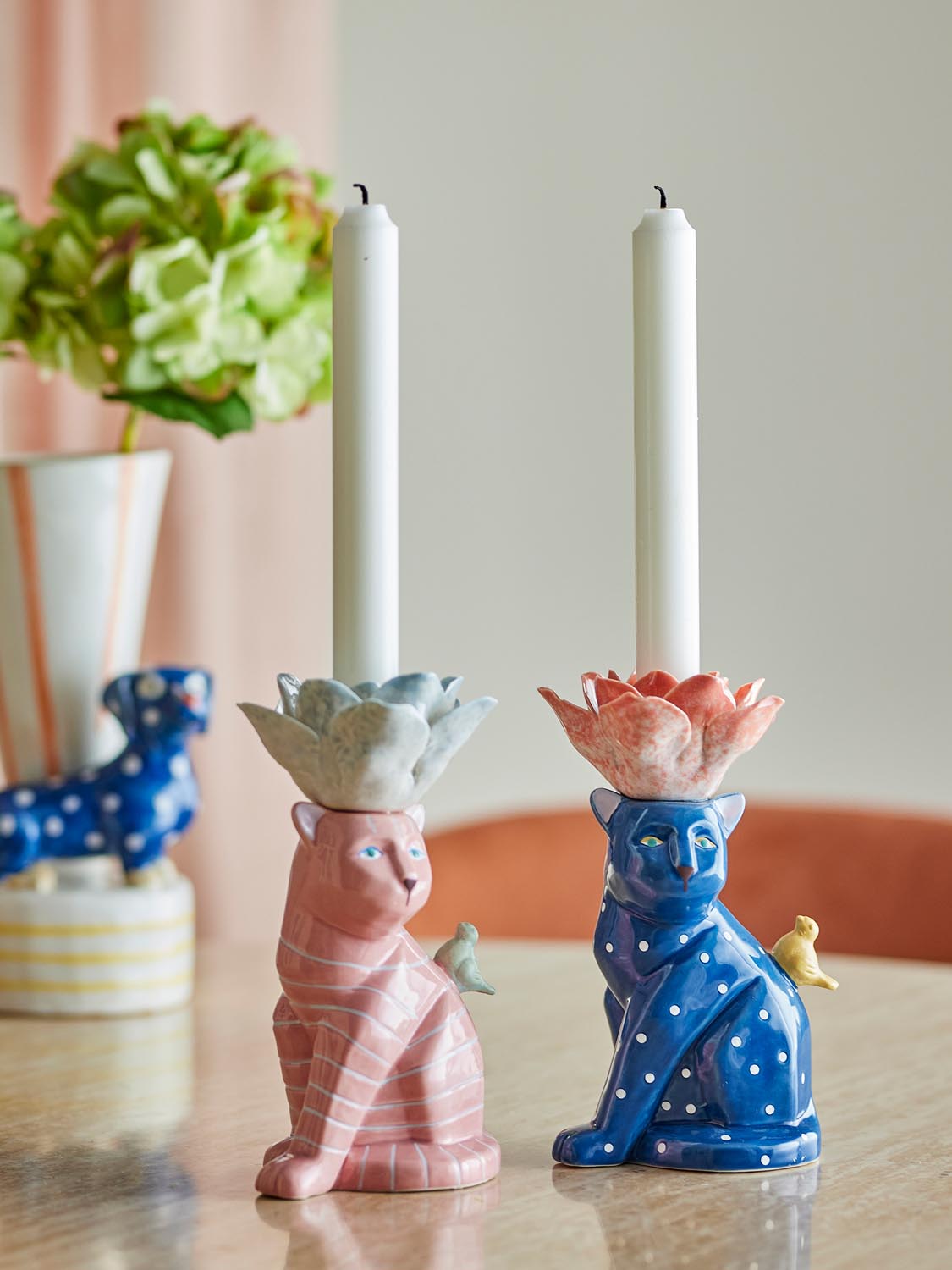 Eri Kerzenhalter, Bunt, Steingut in Multi präsentiert im Onlineshop von KAQTU Design AG. Kerzenständer ist von Bloomingville