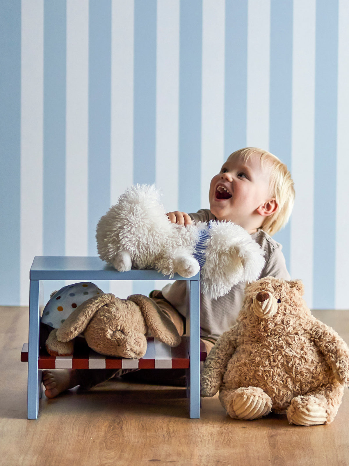 Charlie Plüschtier, Bunt, Polyester in Multi präsentiert im Onlineshop von KAQTU Design AG. Plüschtier Kids ist von Bloomingville Mini