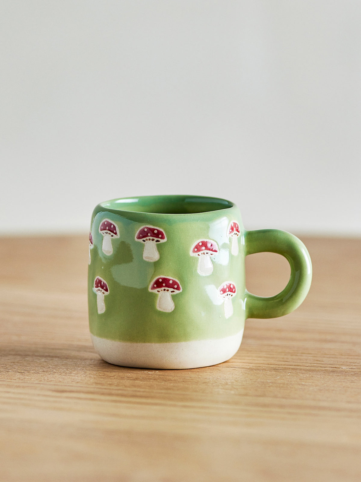 Millie Tasse, Bunt, Steingut in Multi präsentiert im Onlineshop von KAQTU Design AG. Tasse ist von Bloomingville Mini