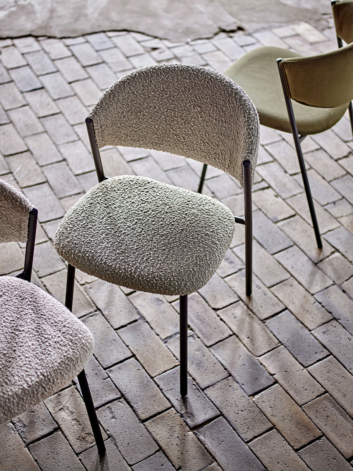 Marlo Esszimmerstuhl, Grün, Recyceltes Polyester in Grün präsentiert im Onlineshop von KAQTU Design AG. Stuhl ist von Bloomingville