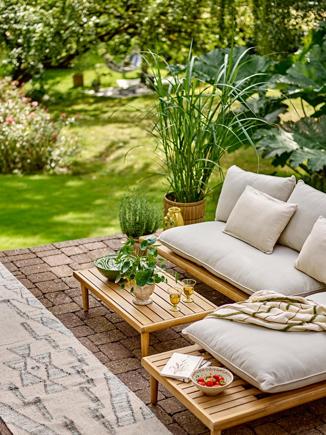 Cesano Lounge-set, Natur, FSC®100%, Acacia in Nature präsentiert im Onlineshop von KAQTU Design AG. 2er Sofa ist von Bloomingville