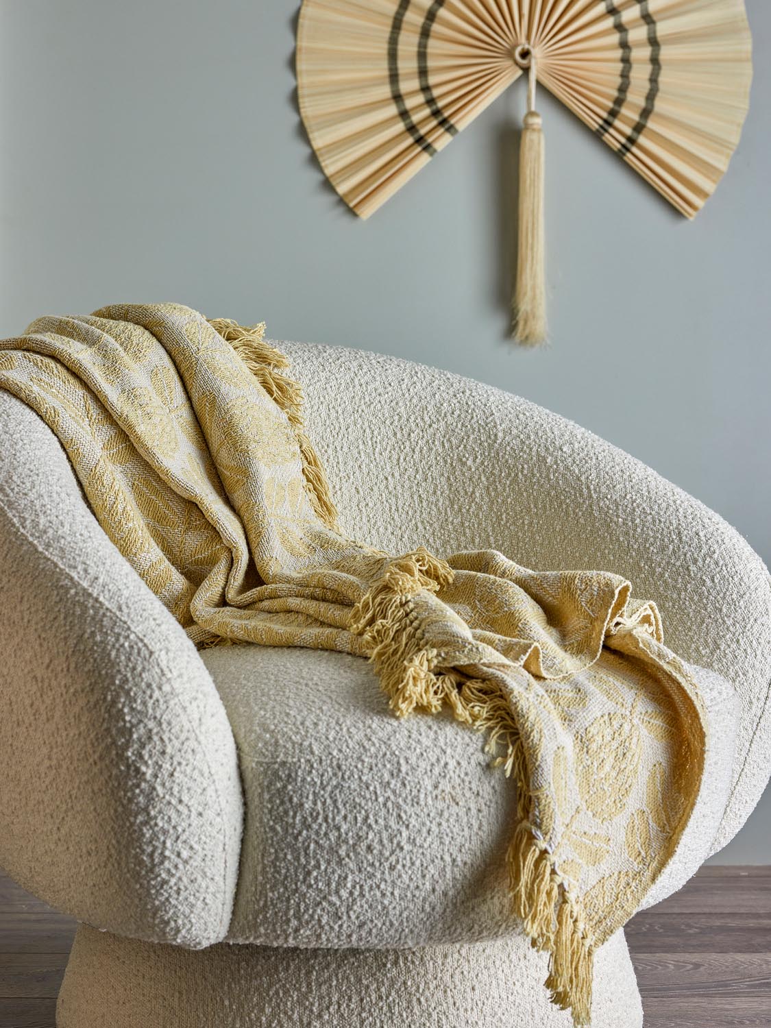 Pratello Decke, Gelb, Recycelte Baumwolle in Yellow präsentiert im Onlineshop von KAQTU Design AG. Bettüberwurf ist von Bloomingville