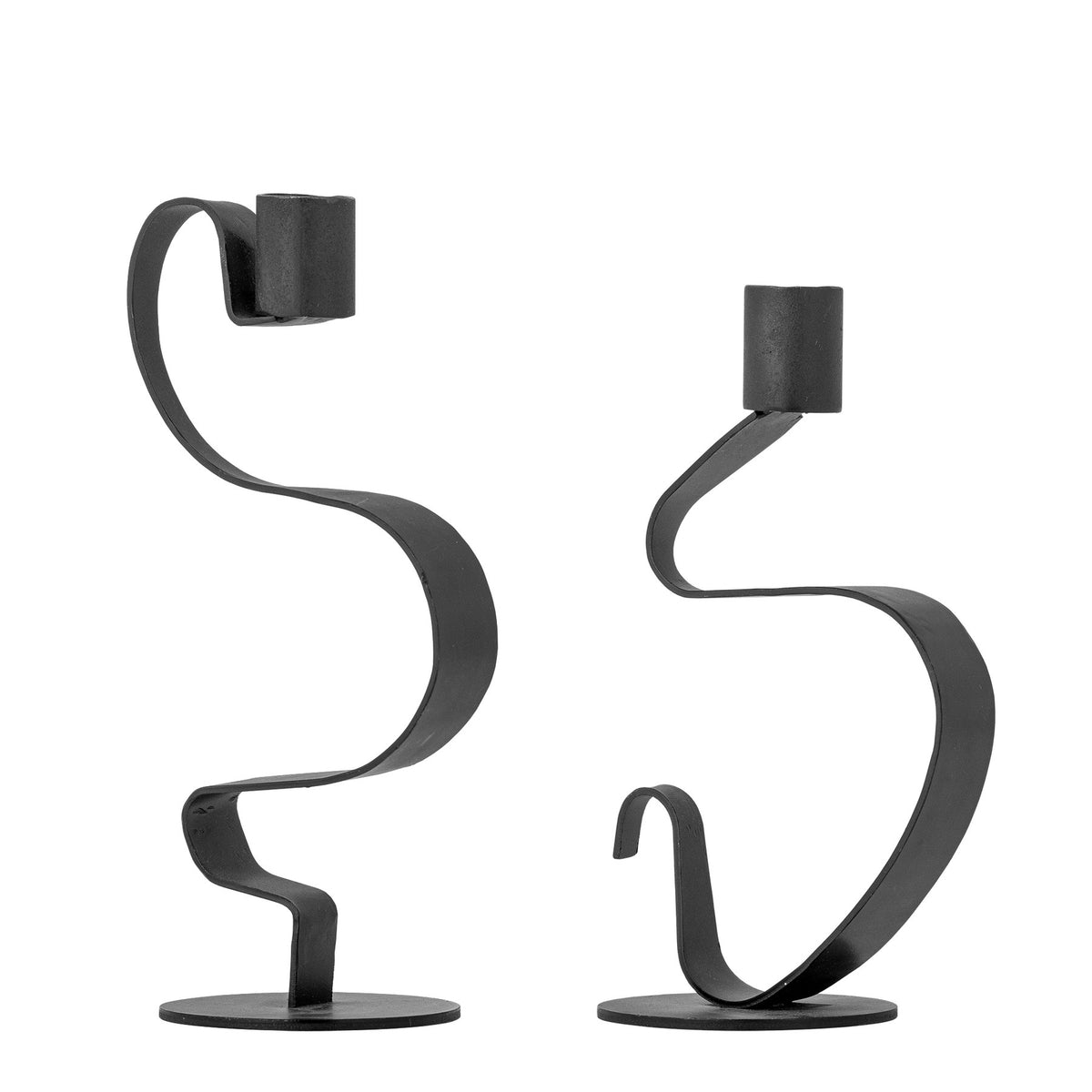 Do Kerzenhalter, Schwarz, Metall in Schwarz präsentiert im Onlineshop von KAQTU Design AG. Kerzenständer ist von Bloomingville