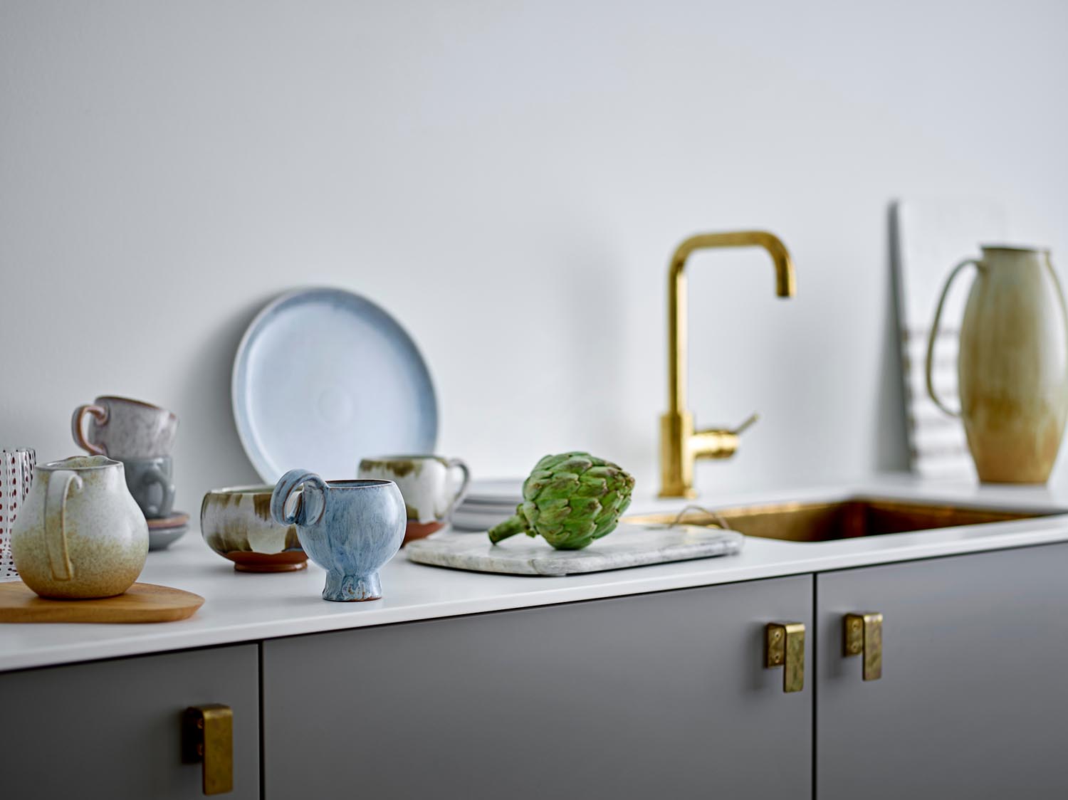 Entdecken Sie das stilvolle Sibelle Schneidebrett aus edlem Marmor von Bloomingville – ein einzigartiges Küchenaccessoire für jeden Anlass.