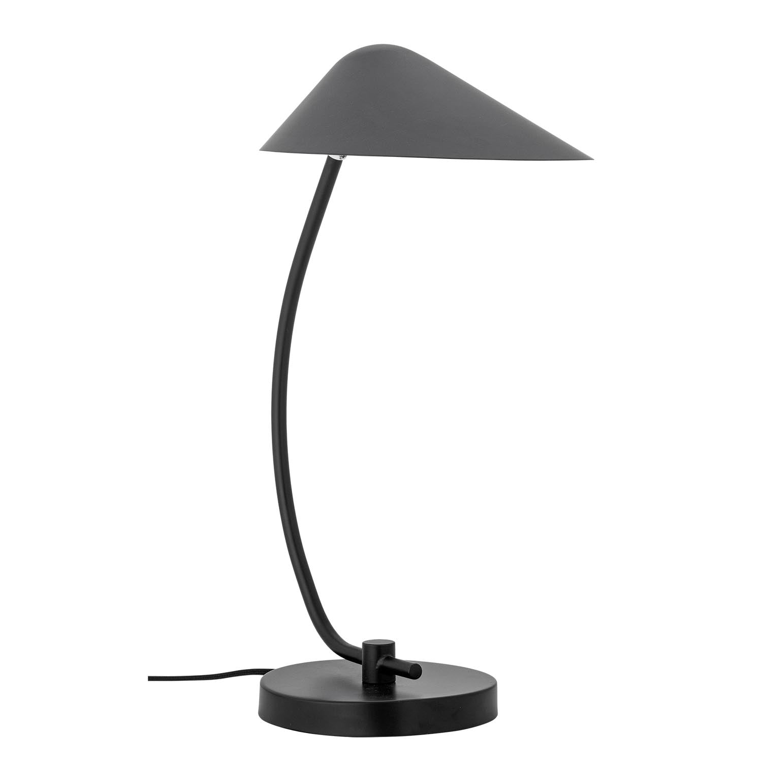 Die Nisella Tischlampe von Bloomingville überzeugt mit ihrem minimalistischen, schwarzen Metall-Design und bringt stilvolle Beleuchtung in Ihr Zuhause.