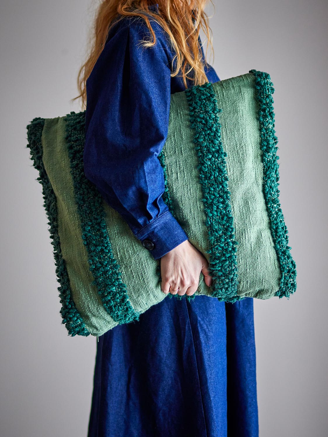 Cory Kissen, Grün, Baumwolle OEKO-TEX® in Green präsentiert im Onlineshop von KAQTU Design AG. Deko Kissenbezug ist von Bloomingville