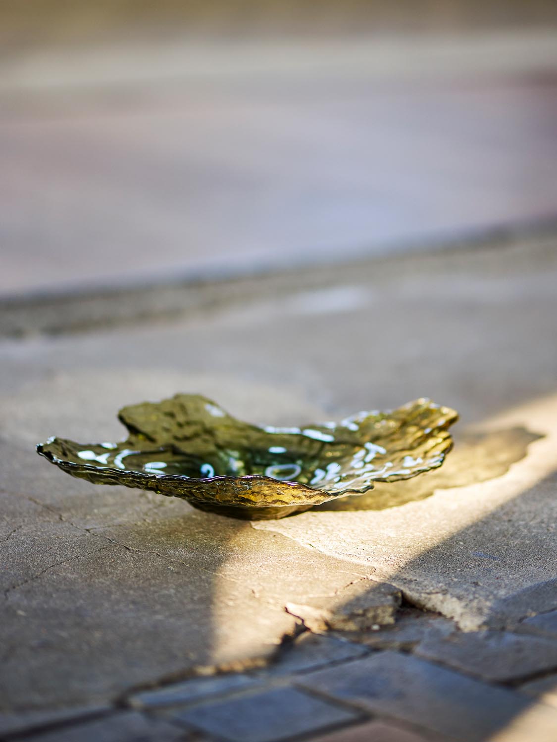 Aiku Schale, Grün, Glas in Green präsentiert im Onlineshop von KAQTU Design AG. Schale ist von Bloomingville