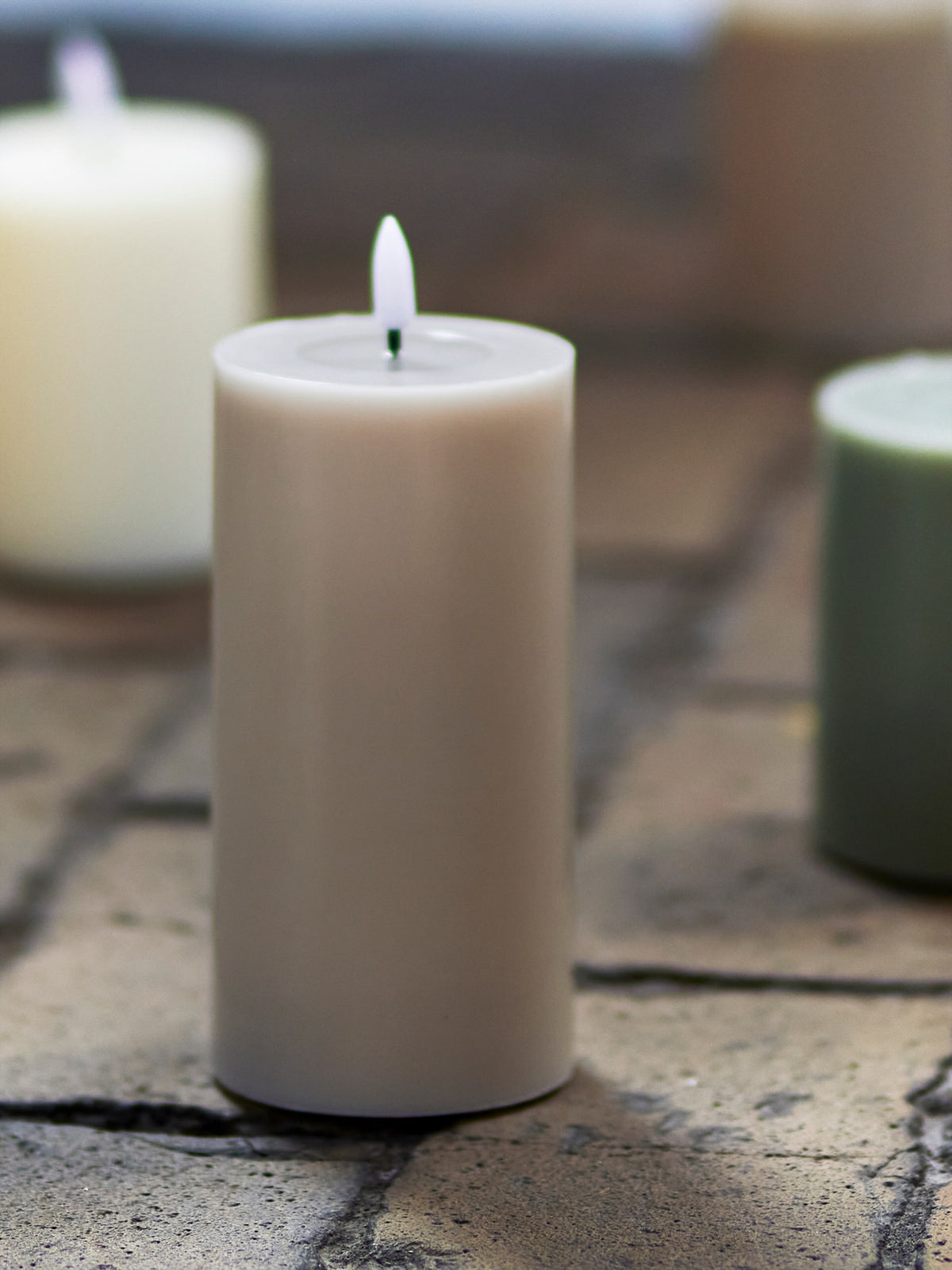 Ponza LED-Kerze, Natur, Paraffine in Nature präsentiert im Onlineshop von KAQTU Design AG. Kerzen ist von Bloomingville