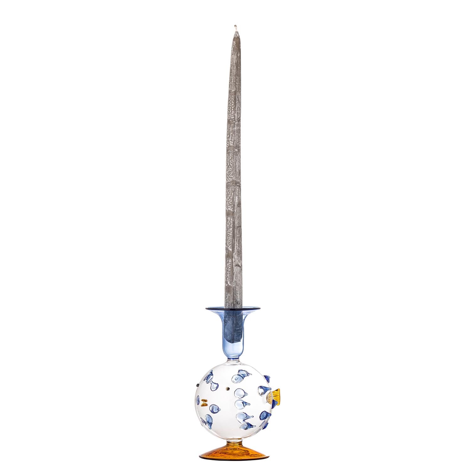 Verleihen Sie Ihrem Zuhause mit dem einzigartigen Phila Kerzenhalter aus blauem Glas einen Hauch von Eleganz und Stil!