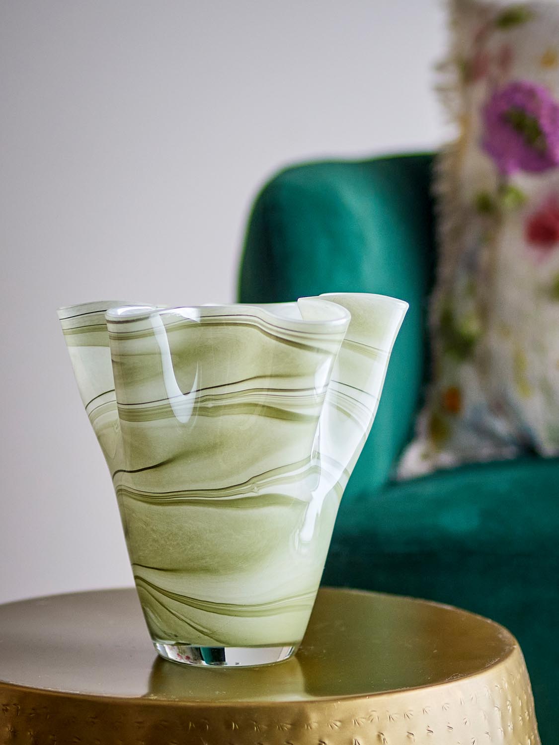 Toryn Vase, Grün, Glas in Green präsentiert im Onlineshop von KAQTU Design AG. Vase ist von Creative Collection