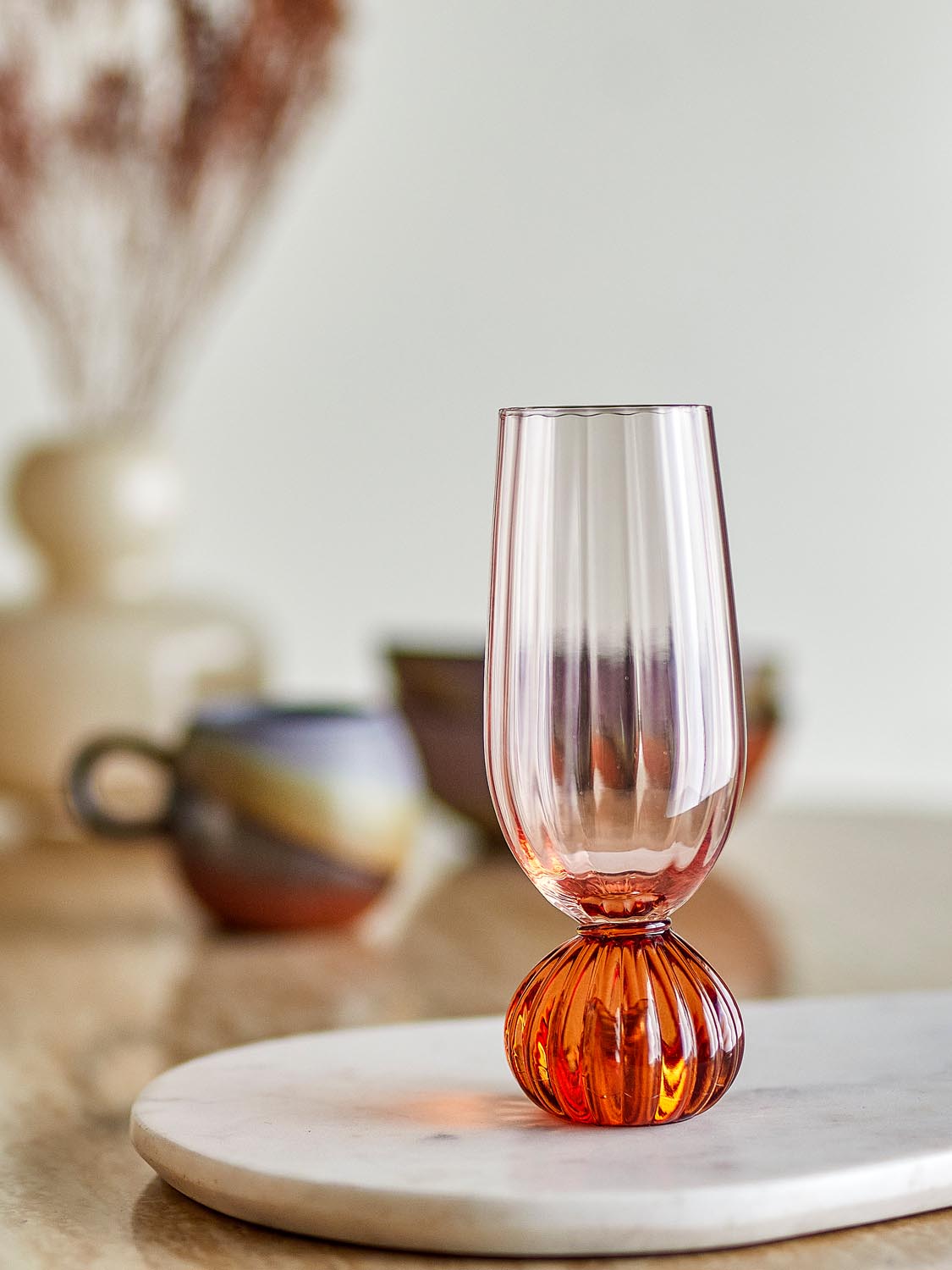 Taurin Champagnerglas, Rose, Glas in Rose präsentiert im Onlineshop von KAQTU Design AG. Glas ist von Bloomingville
