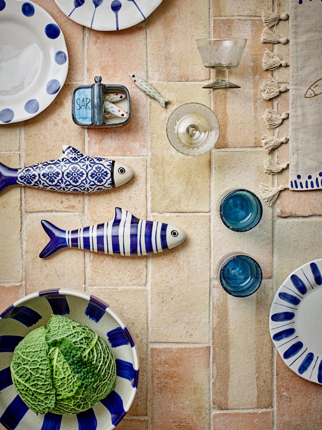 Caiam Essstäbchenhalter, Bunt, Steingut in Multi präsentiert im Onlineshop von KAQTU Design AG. Pfannenuntersatz ist von Creative Collection