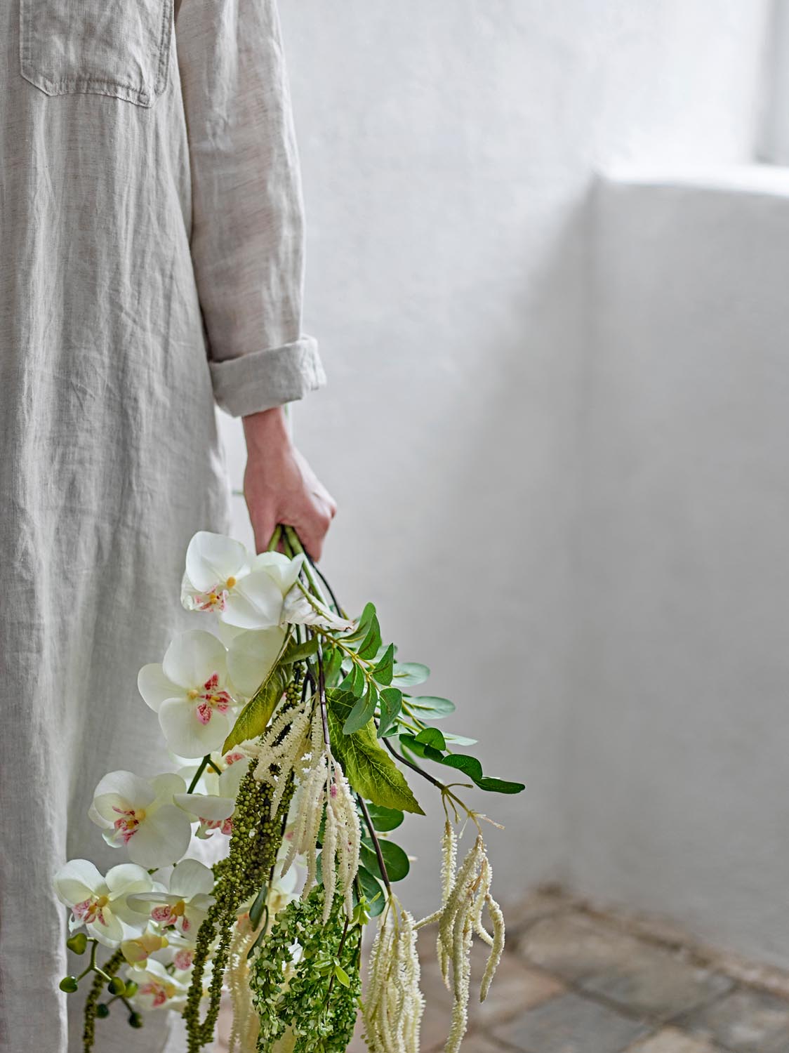 Reed Stiel, Weiß, Künstliche Blumen in White präsentiert im Onlineshop von KAQTU Design AG. Kunstpflanze ist von Bloomingville