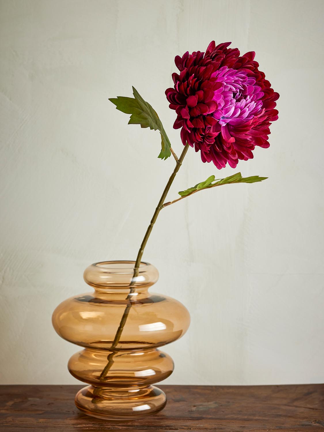 Chrysantemum Stiel, Rot, Künstliche Blumen in Red präsentiert im Onlineshop von KAQTU Design AG. Kunstpflanze ist von Bloomingville