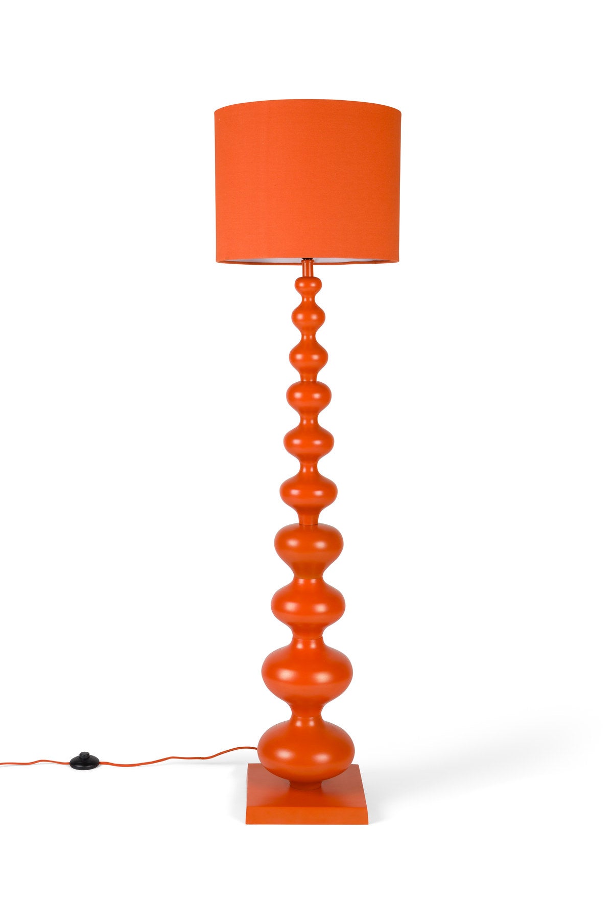 When Orange is King Stehleuchte in orange präsentiert im Onlineshop von KAQTU Design AG. Stehleuchte ist von Bold Monkey