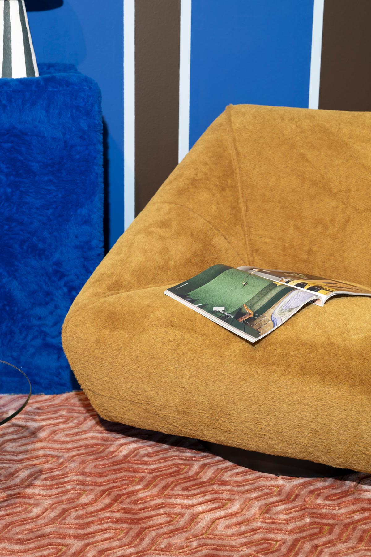 Sessel Jump Around in Gelb präsentiert im Onlineshop von KAQTU Design AG. Sessel ist von Bold Monkey