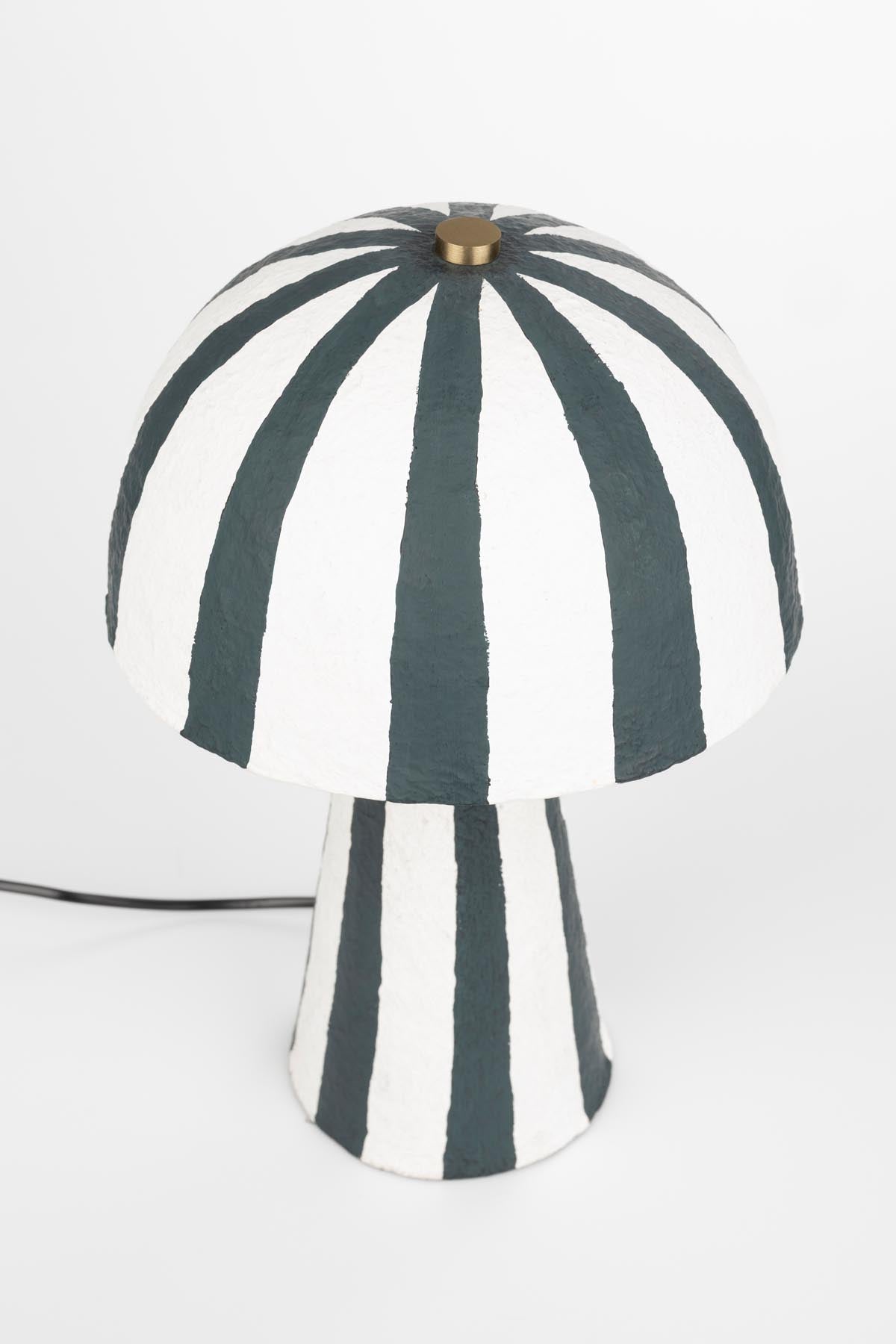 Tischlampe Zebra Rebel in Schwarz präsentiert im Onlineshop von KAQTU Design AG. Tischleuchte ist von Bold Monkey