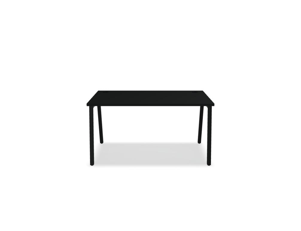 Ogi M BOM03 - Schreibtisch in Honigeiche präsentiert im Onlineshop von KAQTU Design AG. Schreibtisch ist von Mdd