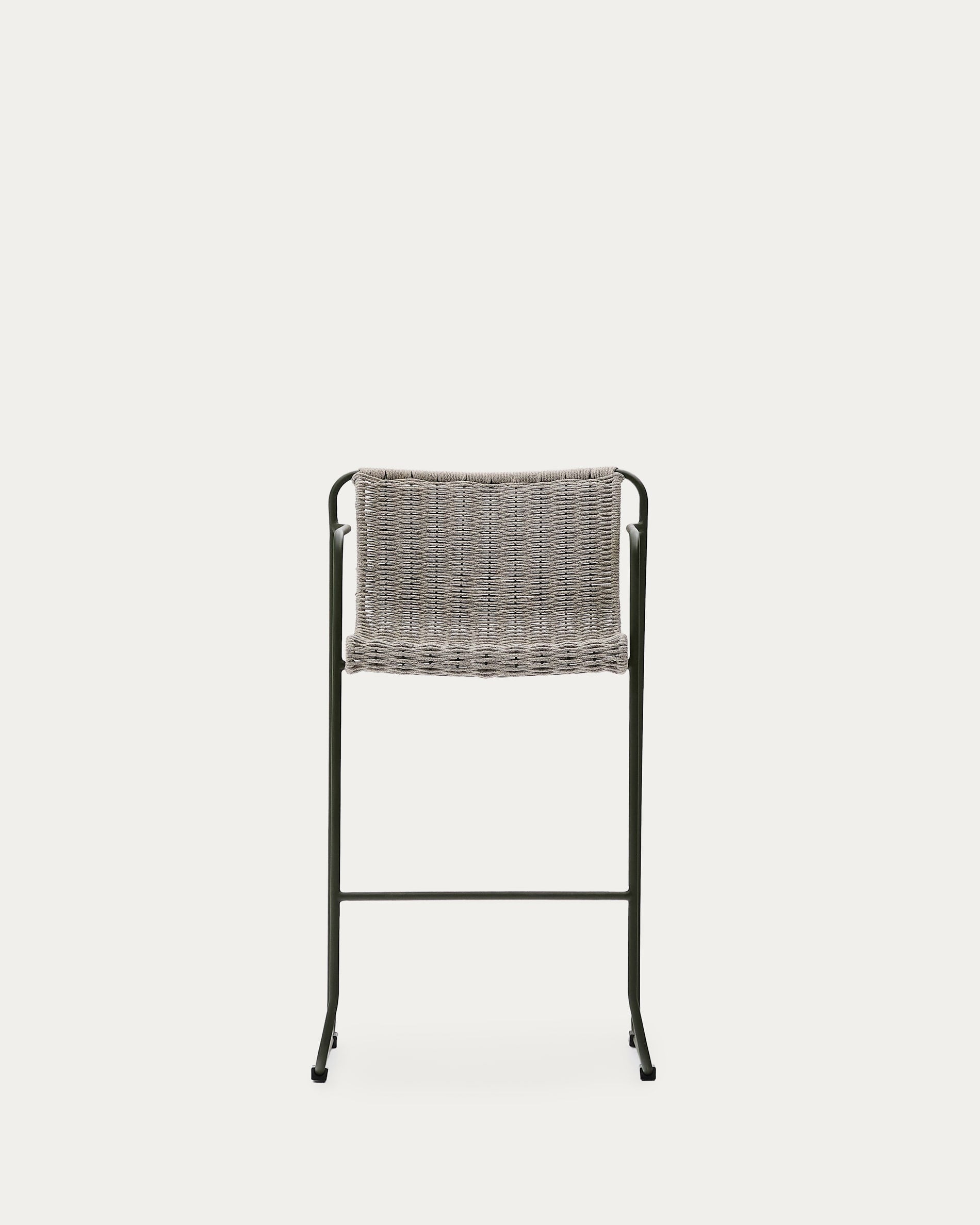 Eleganter Hocker aus grünem Stahl, kombiniert mit écrufarbenem und grauem Seil, 64,5 cm hoch, perfekt für moderne Wohnräume.