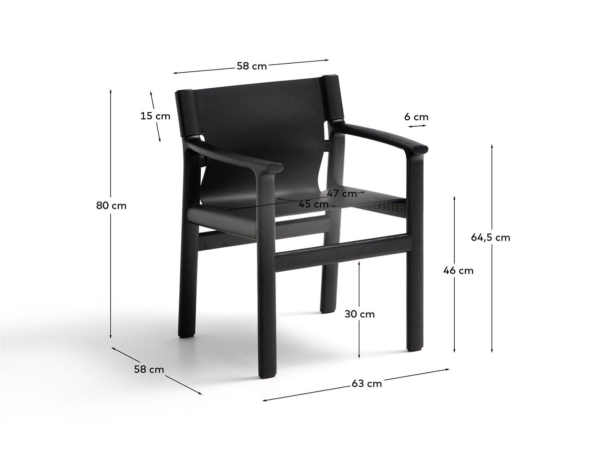Stuhl Jan aus recycelten Lederfasern in Schwarz und massivem Eschenholz FSC 100 % mit schwarzem Finish in Schwarz präsentiert im Onlineshop von KAQTU Design AG. Stuhl ist von Kave Home