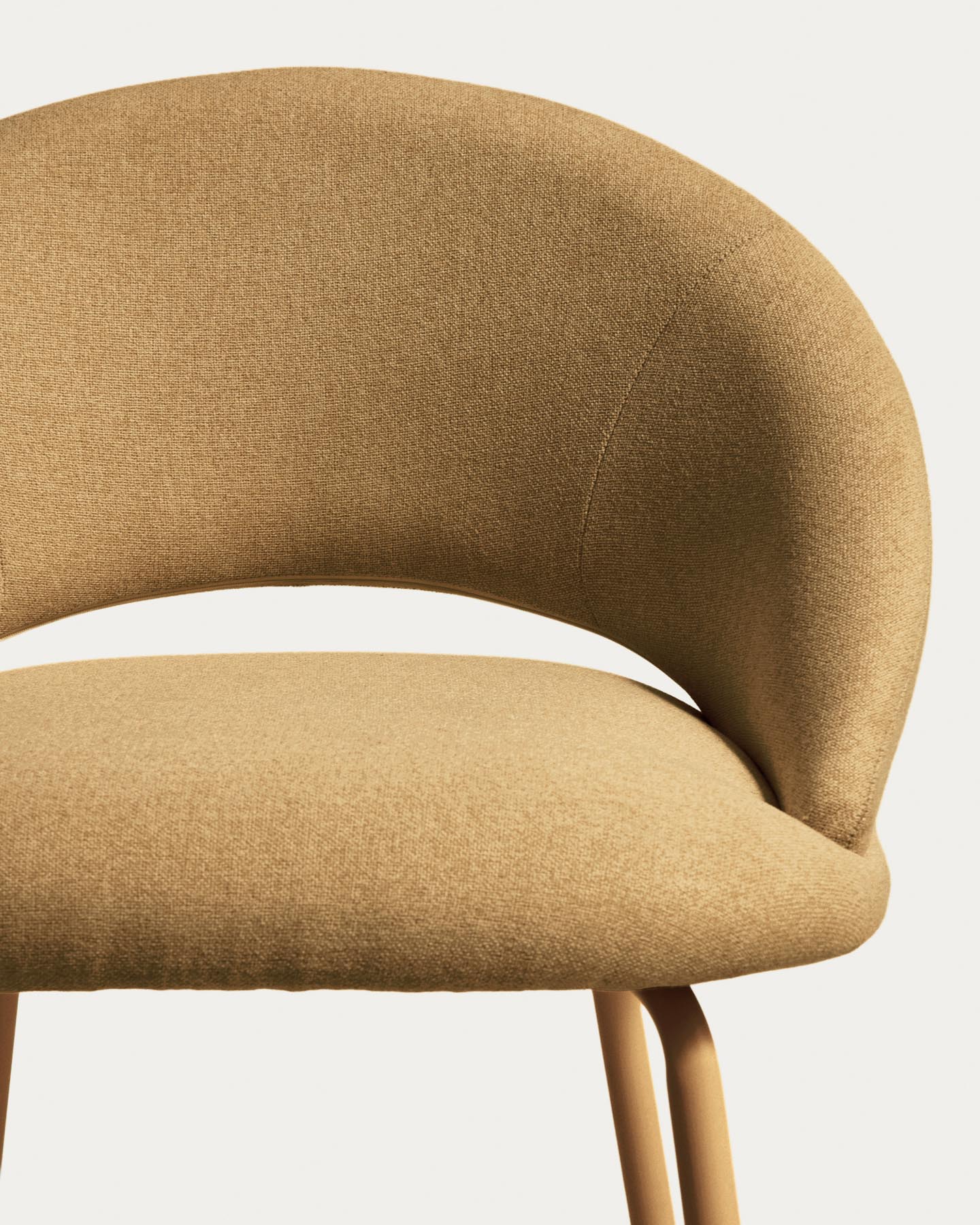 Hocker Bonali mit senfgelber Chenille und Beinen aus senfgelbem Metall, FSC Mix Credit, 65 cm in Senfgelb präsentiert im Onlineshop von KAQTU Design AG. Barhocker ist von Kave Home
