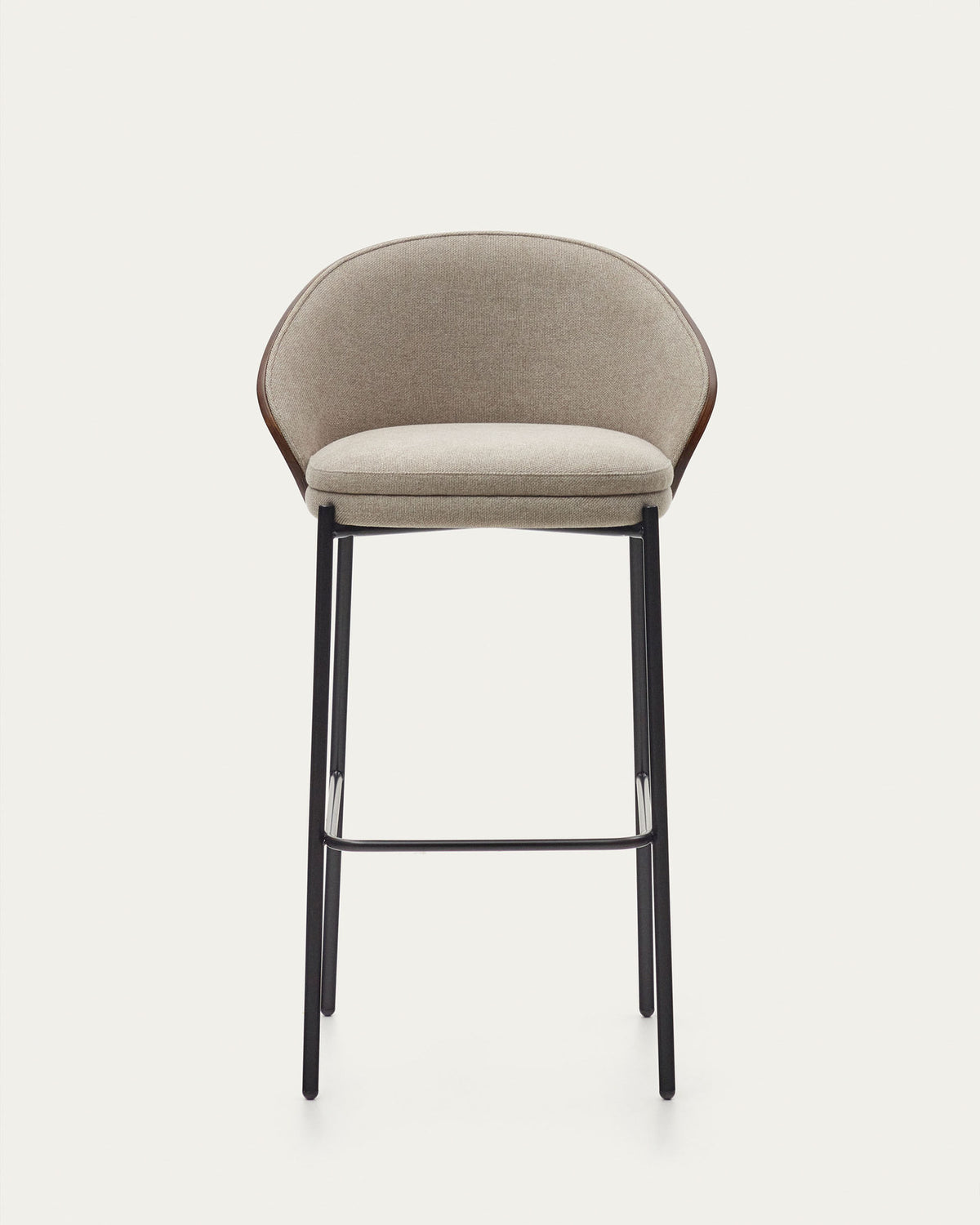 Eamy Hocker braune Chenille Eschenfurnier mit Nussbaum-Finish und Metall in Schwarz 77 cm in Beige präsentiert im Onlineshop von KAQTU Design AG. Barhocker ist von Kave Home