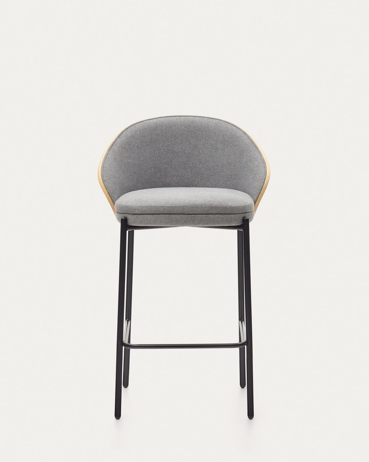 Eamy Hocker hellgraue Chenille Eschenfurnier mit natürlichem Finish und Metall in Schwarz Höhe 65 cm in Grau präsentiert im Onlineshop von KAQTU Design AG. Barhocker ist von Kave Home
