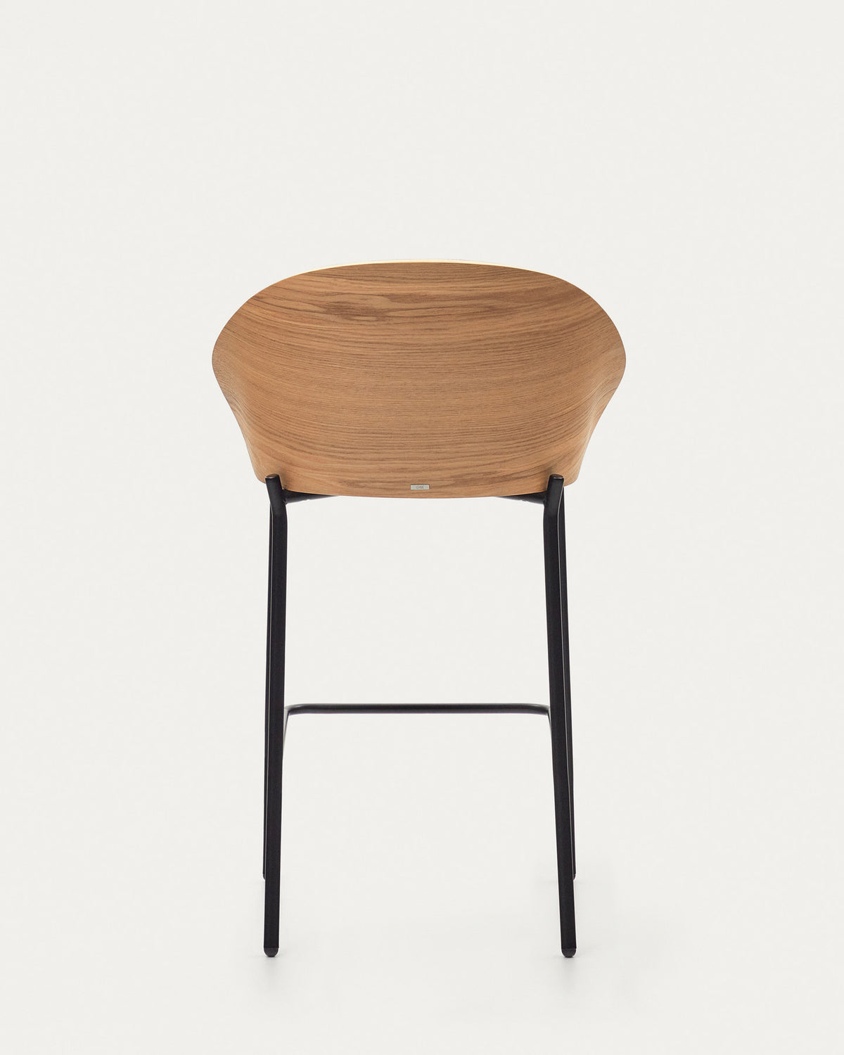Eamy Hocker hellgraue Chenille Eschenfurnier mit natürlichem Finish und Metall in Schwarz Höhe 65 cm in Grau präsentiert im Onlineshop von KAQTU Design AG. Barhocker ist von Kave Home