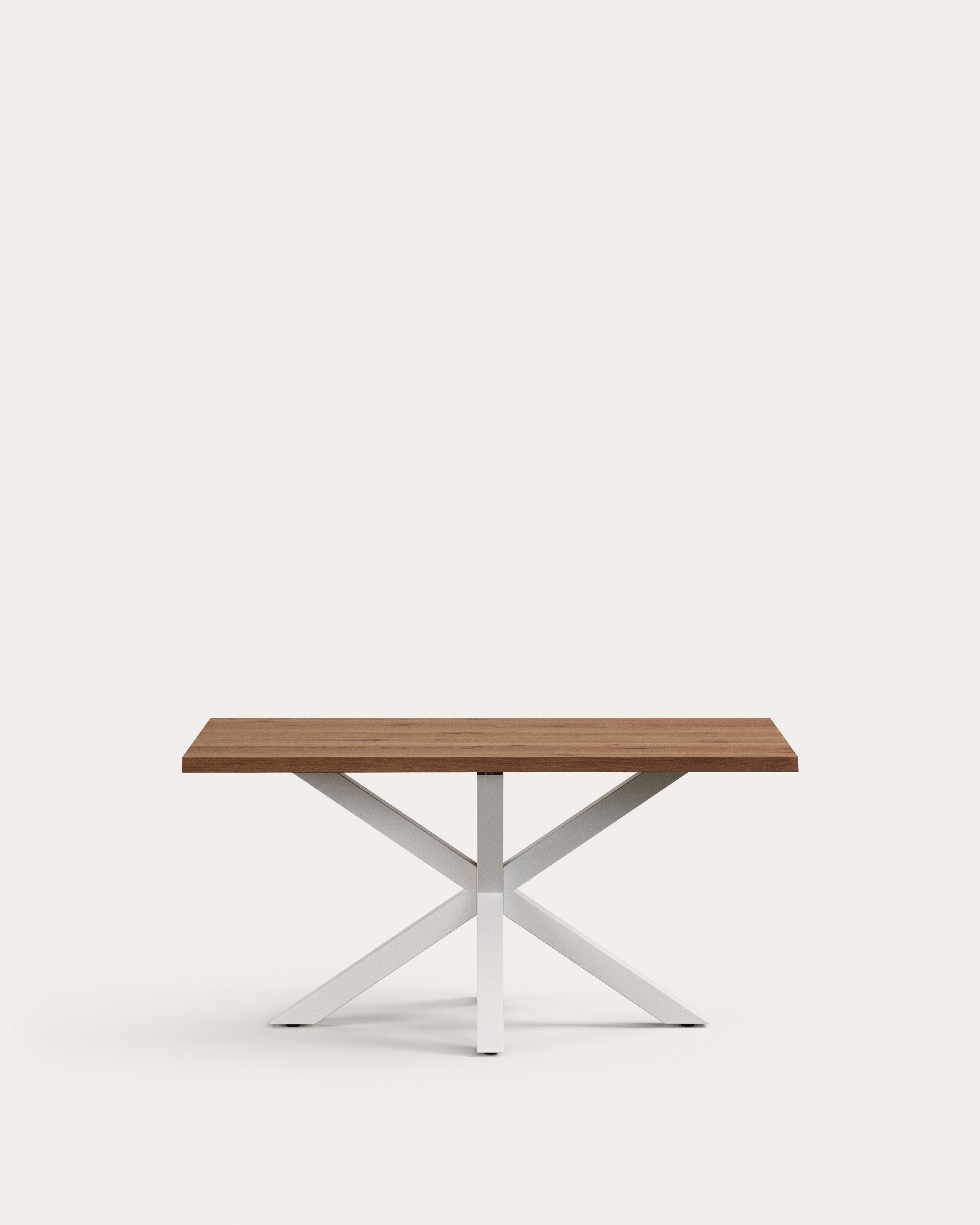 Tisch Argo aus antikem Eichenfurnier und Beinen aus Stahl mit weißem Finish, 160 x 90 cm in präsentiert im Onlineshop von KAQTU Design AG. Esstisch ist von Kave Home