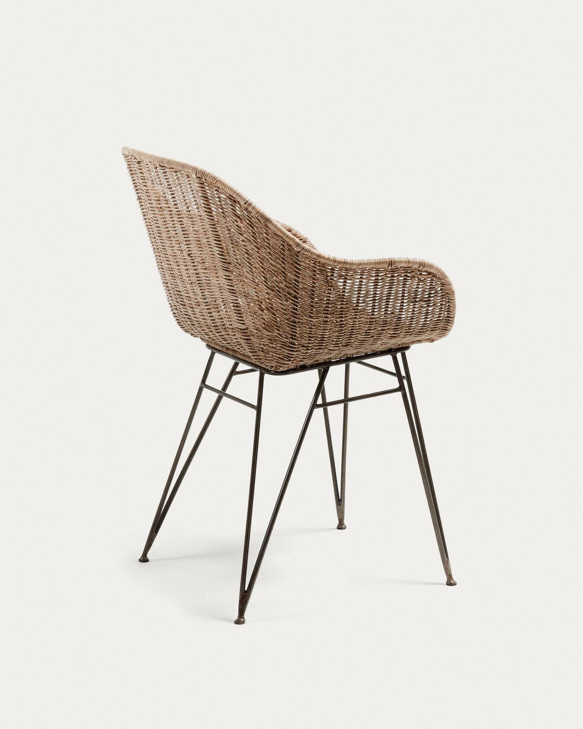 Chart Stuhl aus Rattan und Stahlbeine mit schwarzem Finish in Natur, Schwarz präsentiert im Onlineshop von KAQTU Design AG. Stuhl ist von Kave Home