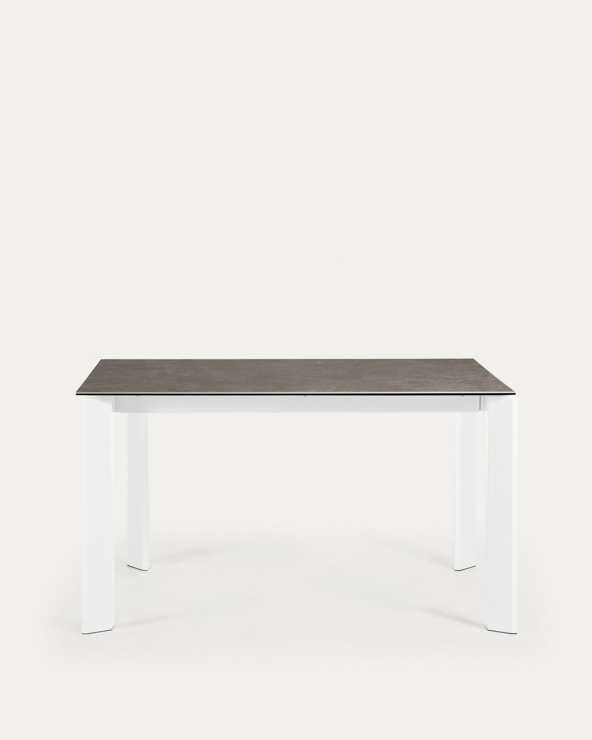 Axis Ausziehtisch Feinsteinzeug Vulcano Ceniza Finish Stahlbeine in Weiss 140 (200) cm in Braun, Weiss präsentiert im Onlineshop von KAQTU Design AG. Esstisch ist von Kave Home