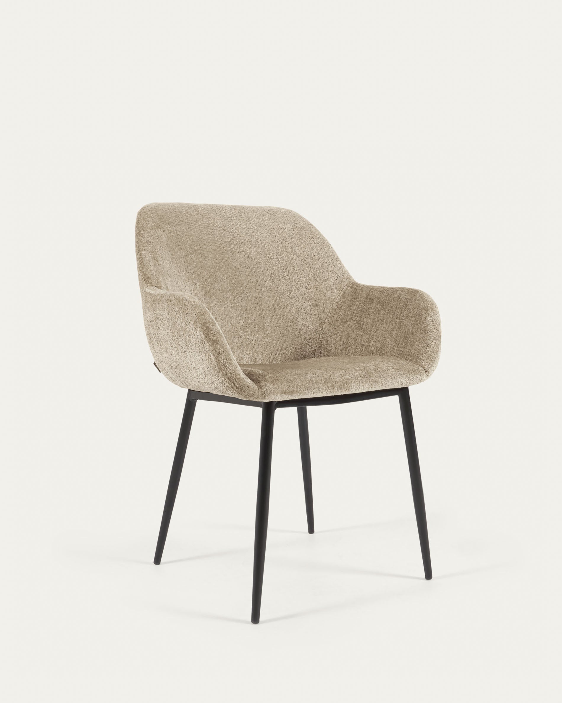 Konna Stuhl aus beiger Chenille mit schwarz lackierten Stahlbeinen FR in Beige präsentiert im Onlineshop von KAQTU Design AG. Stuhl ist von Kave Home