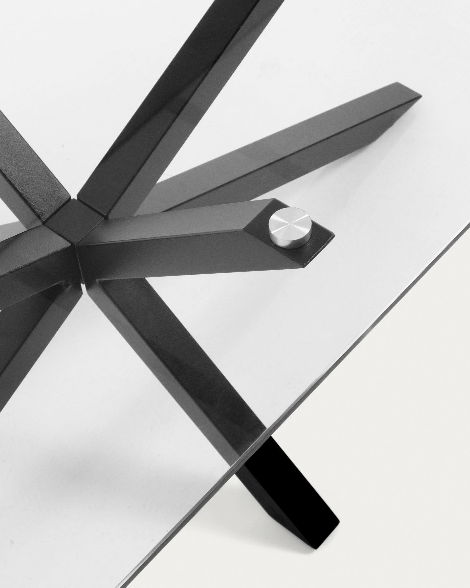 Eleganter Argo Couchtisch 130 x 70 cm aus Glas und robusten Stahlbeinen in mattschwarz, perfekt für moderne Wohnräume und stilvolle Akzente.