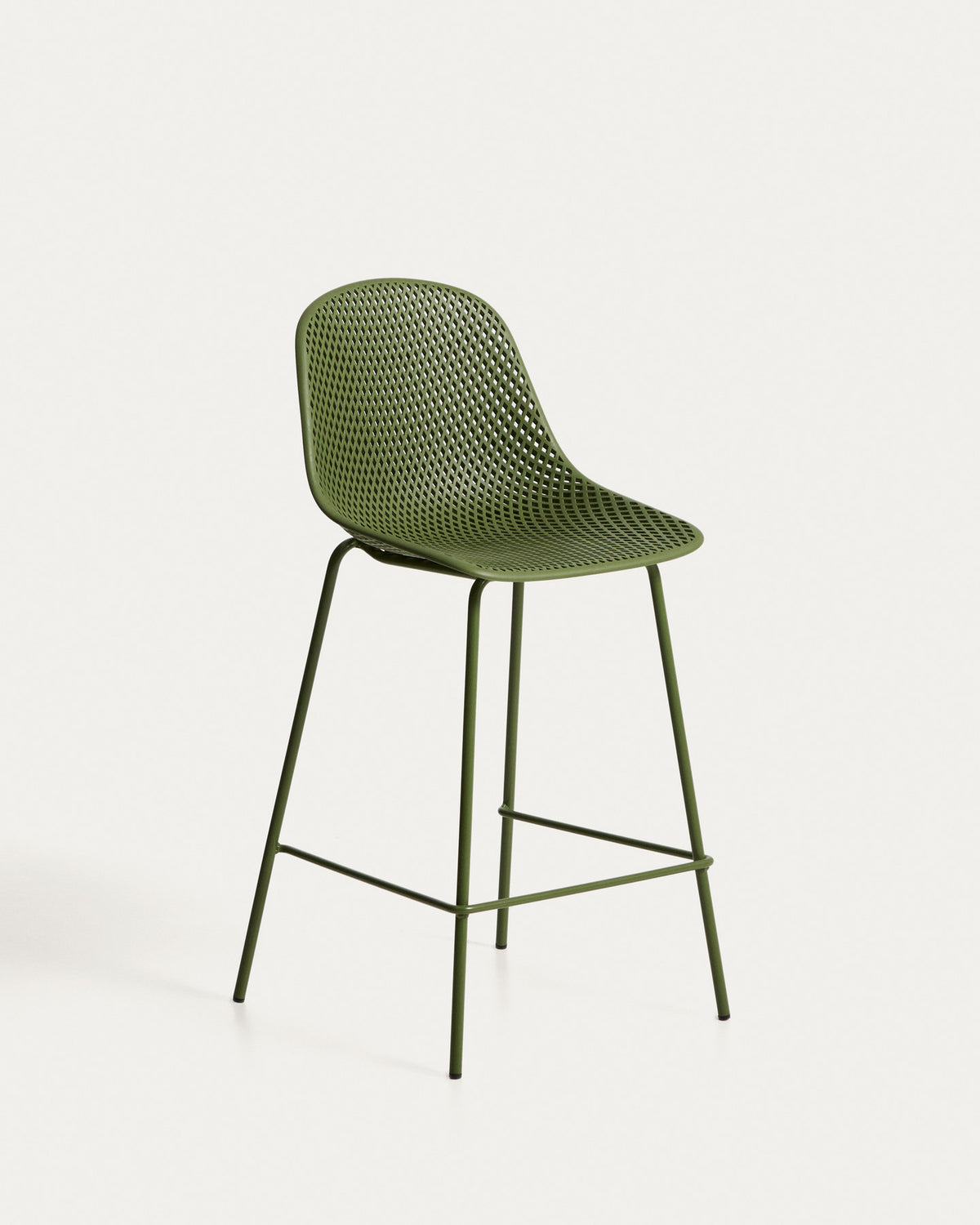 Outdoor-Hocker Quinby in Grün, 65 cm in Grün präsentiert im Onlineshop von KAQTU Design AG. Hocker Outdoor ist von Kave Home