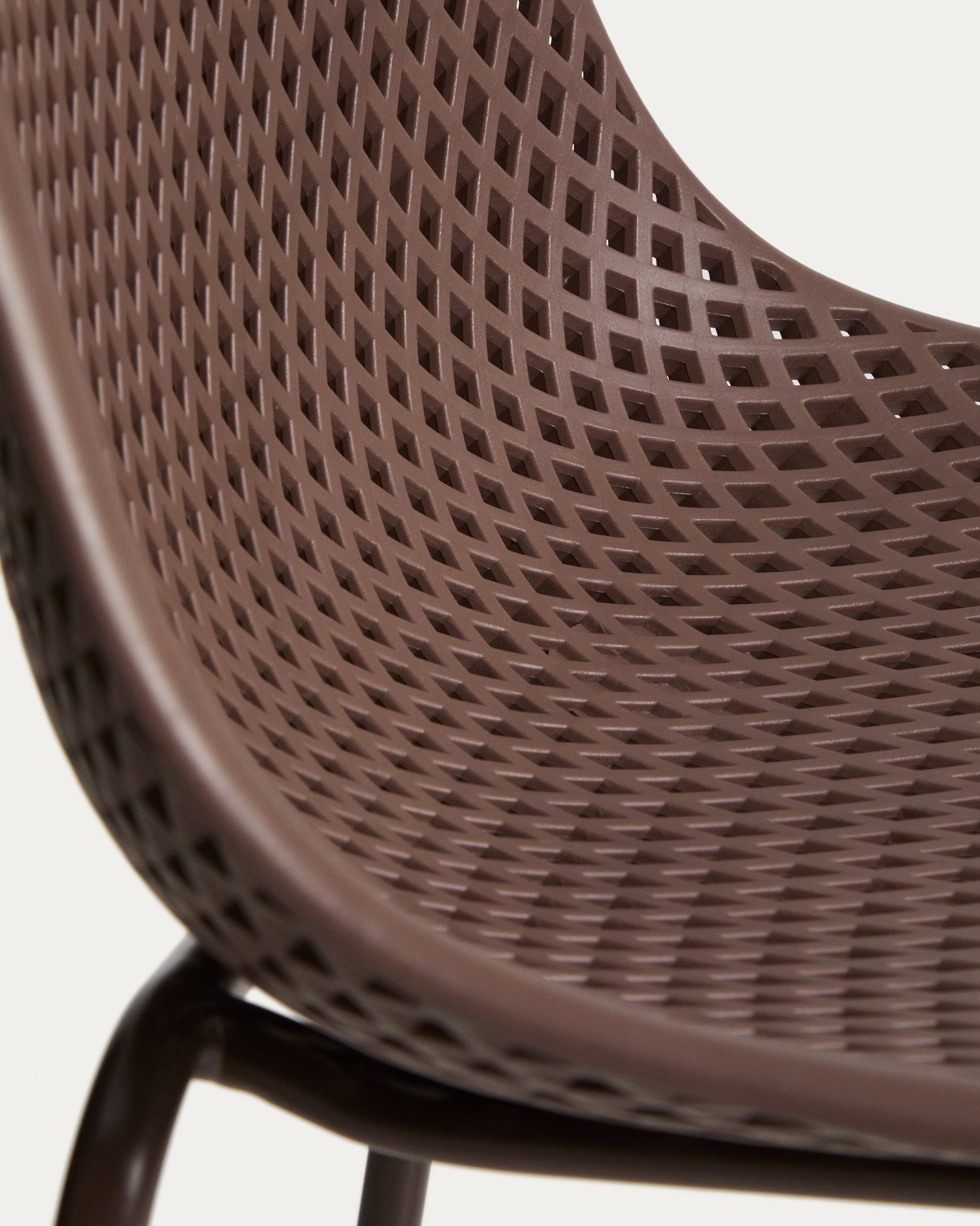 Outdoor-Hocker Quinby in Braun, 75 cm in Braun präsentiert im Onlineshop von KAQTU Design AG. Hocker Outdoor ist von Kave Home