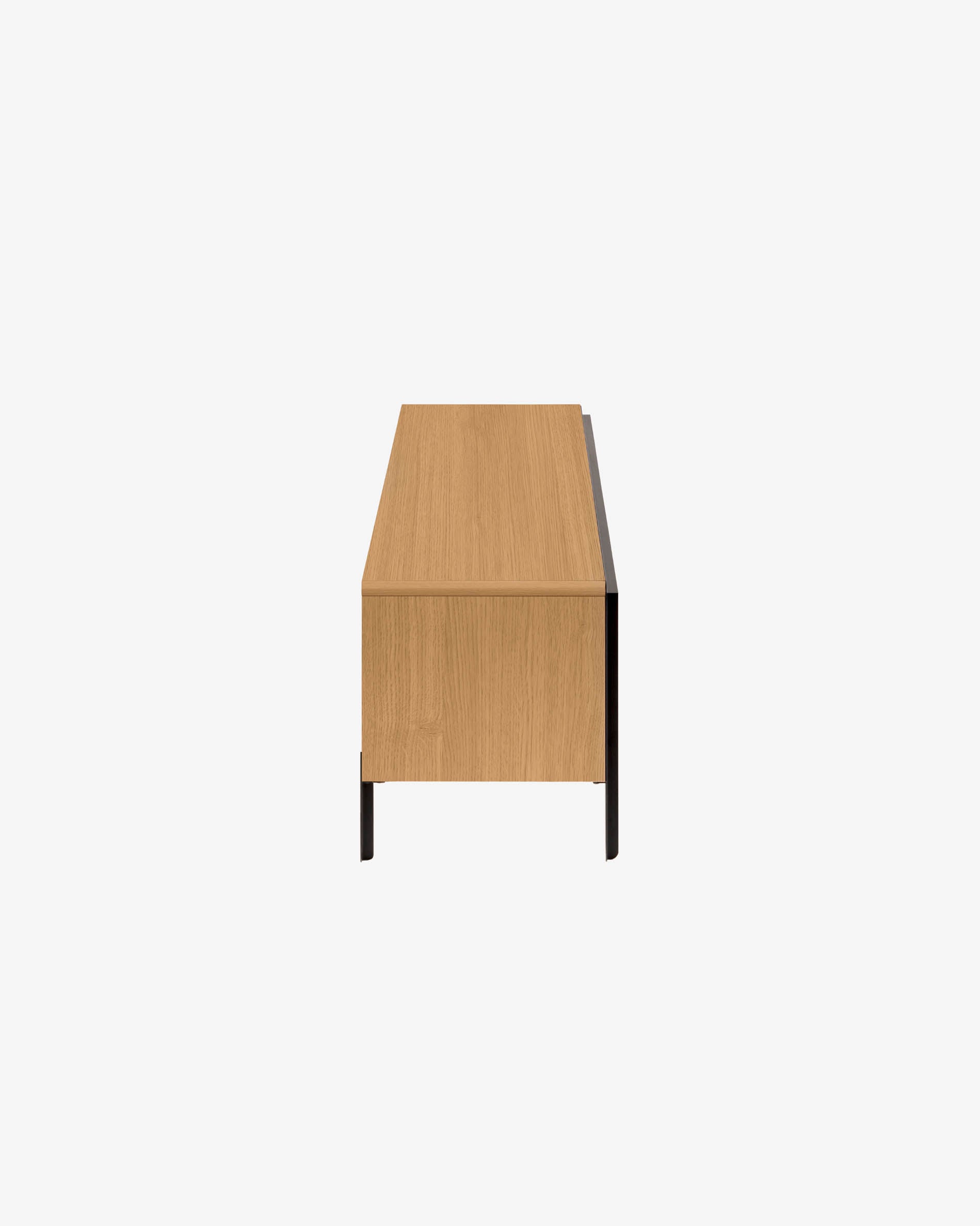 Eleganter TV-Schrank Nadyria aus Eichenfurnier und robustem Stahl in Schwarz, ideal für zeitgemäße Wohnkonzepte, Maße 180 x 50 cm.