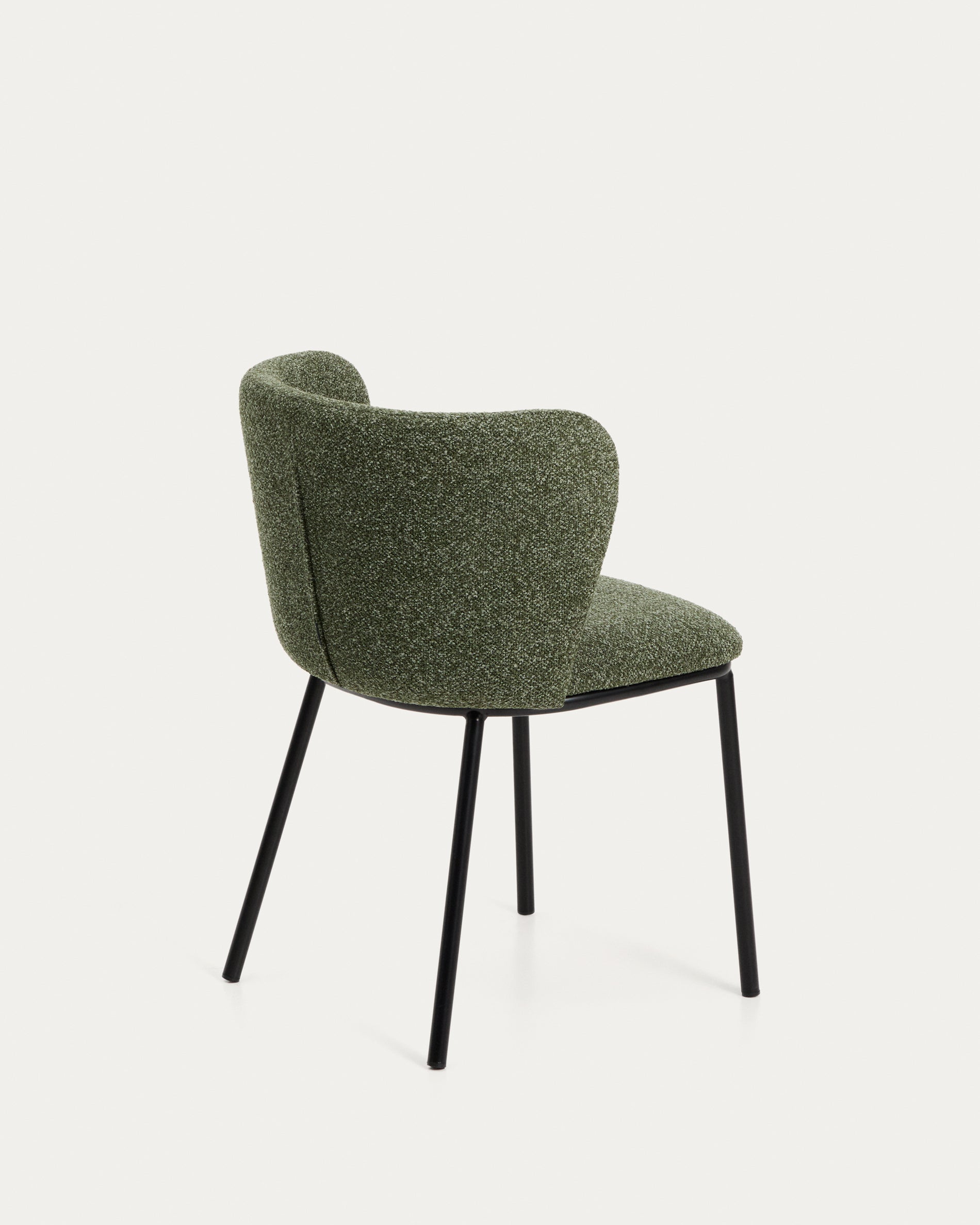 Moderner Ciselia Stuhl in tiefgrüner Chenille, ausgestattet mit stabilen Stahlbeinen in Schwarz – perfekt für ein elegantes Ambiente.
