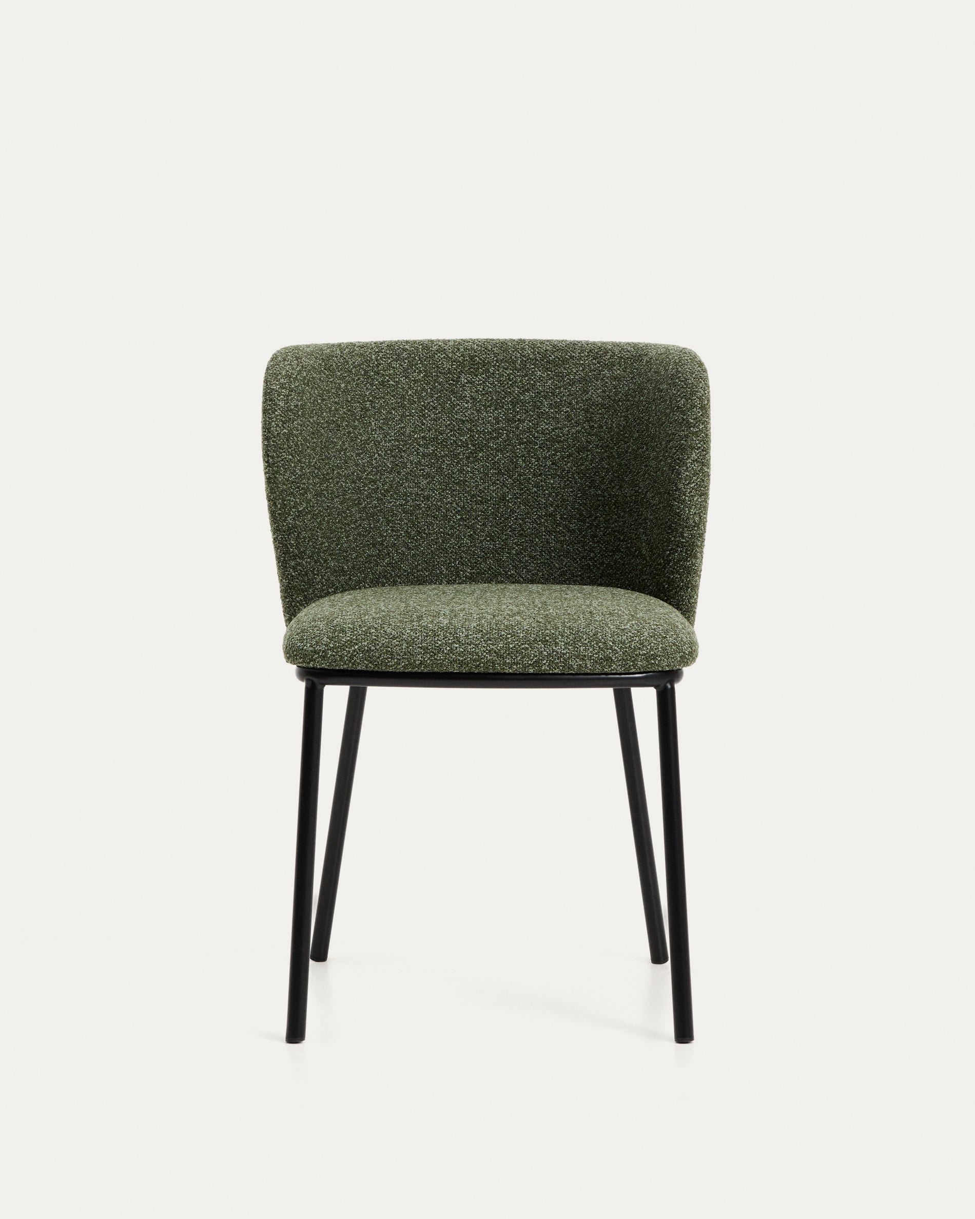 Eleganter Ciselia Stuhl in luxuriösem, dunkelgrünem Chenille, unterstützt von robusten, schwarz lackierten Stahlbeinen – ideal für stilvolle Räume.