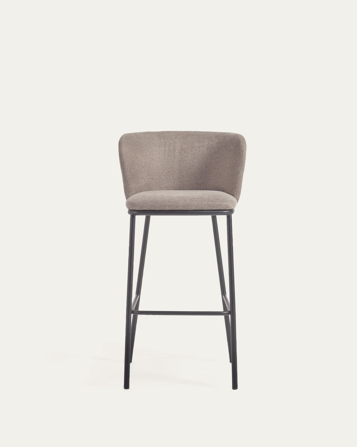 Ciselia hellbraune Chenille und Stahlbeine in Schwarz Höhe 75 cm FSC Mix Credit in Braun präsentiert im Onlineshop von KAQTU Design AG. Stuhl ist von Kave Home