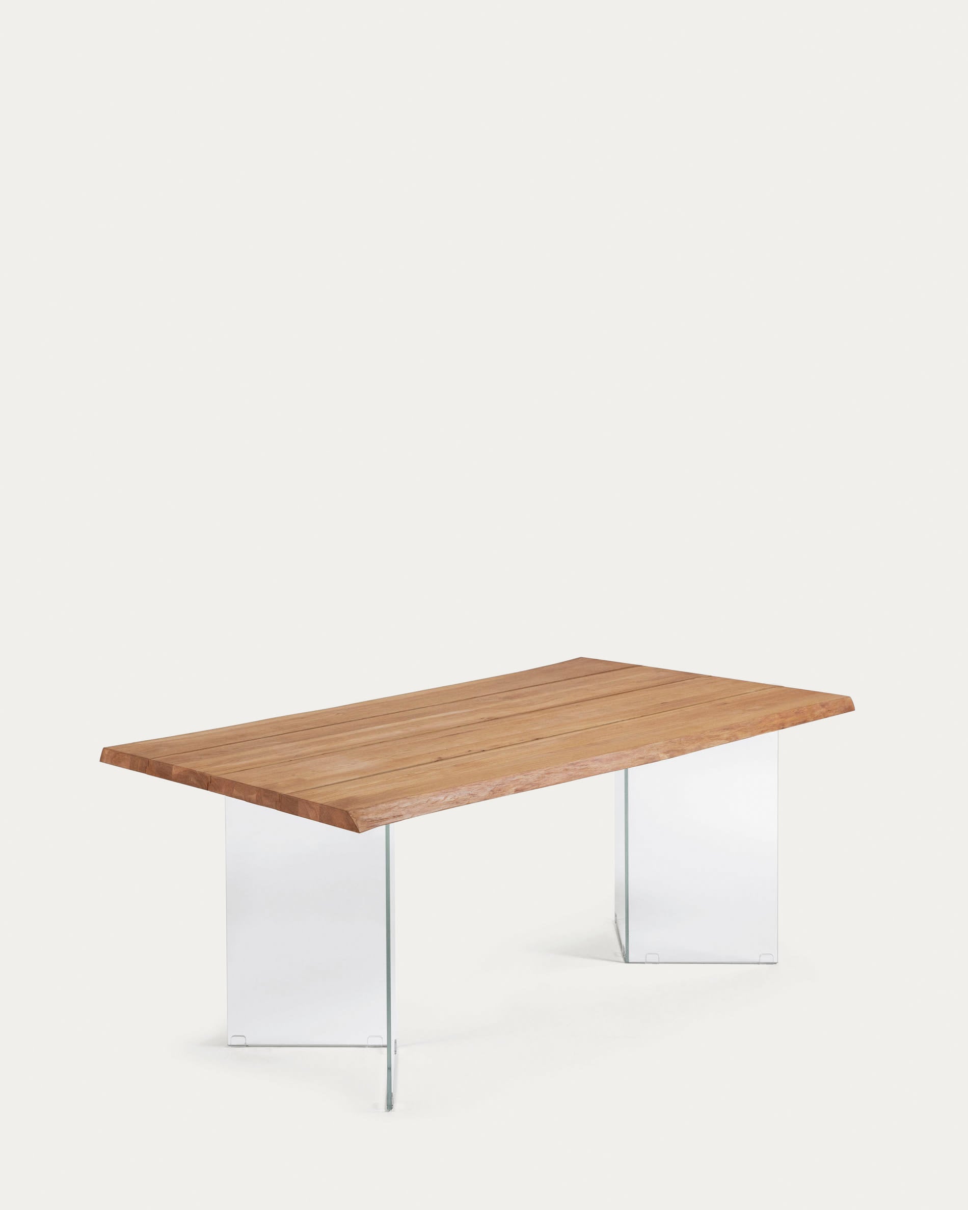 Eleganter Lotty Tisch aus Eichenfurnier mit natürlichem Finish, Glasbeinen und 160x90 cm, perfekt für moderne Wohnräume.