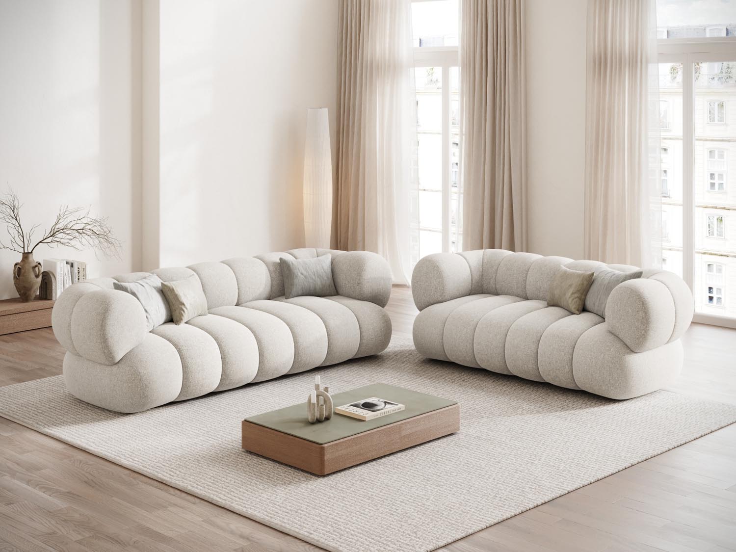 Elegantes Koge 2-Sitzer Sofa in hellem Beige, ideal für stilvolle Wohnräume. Perfekte Kombination aus Komfort und modernem Design.