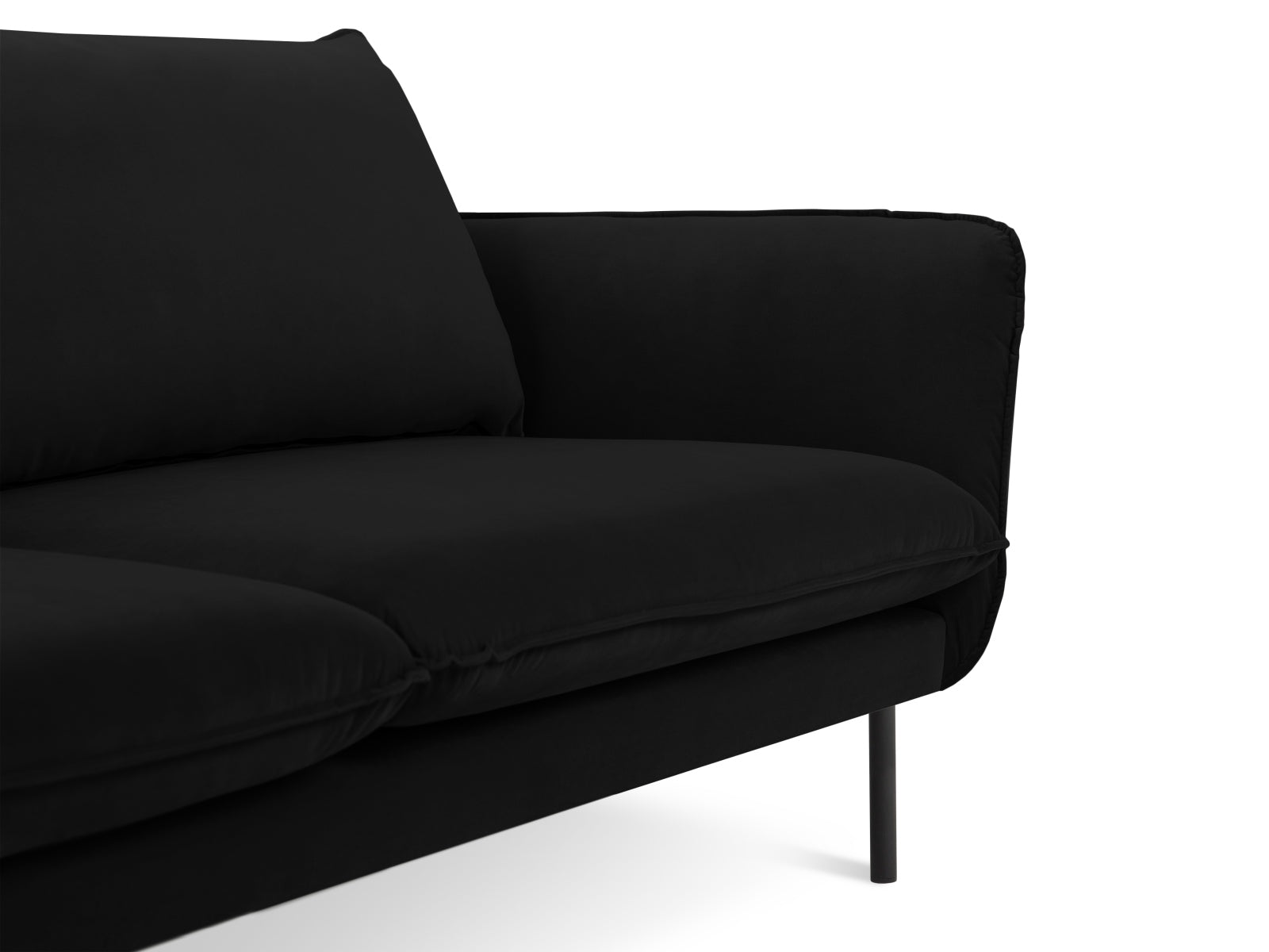 Schwarzes 2-Sitzer Velour Sofa "Vienna" von Cosmopolitan Design, perfekt für moderne Wohnräume und entspannte Stunden.