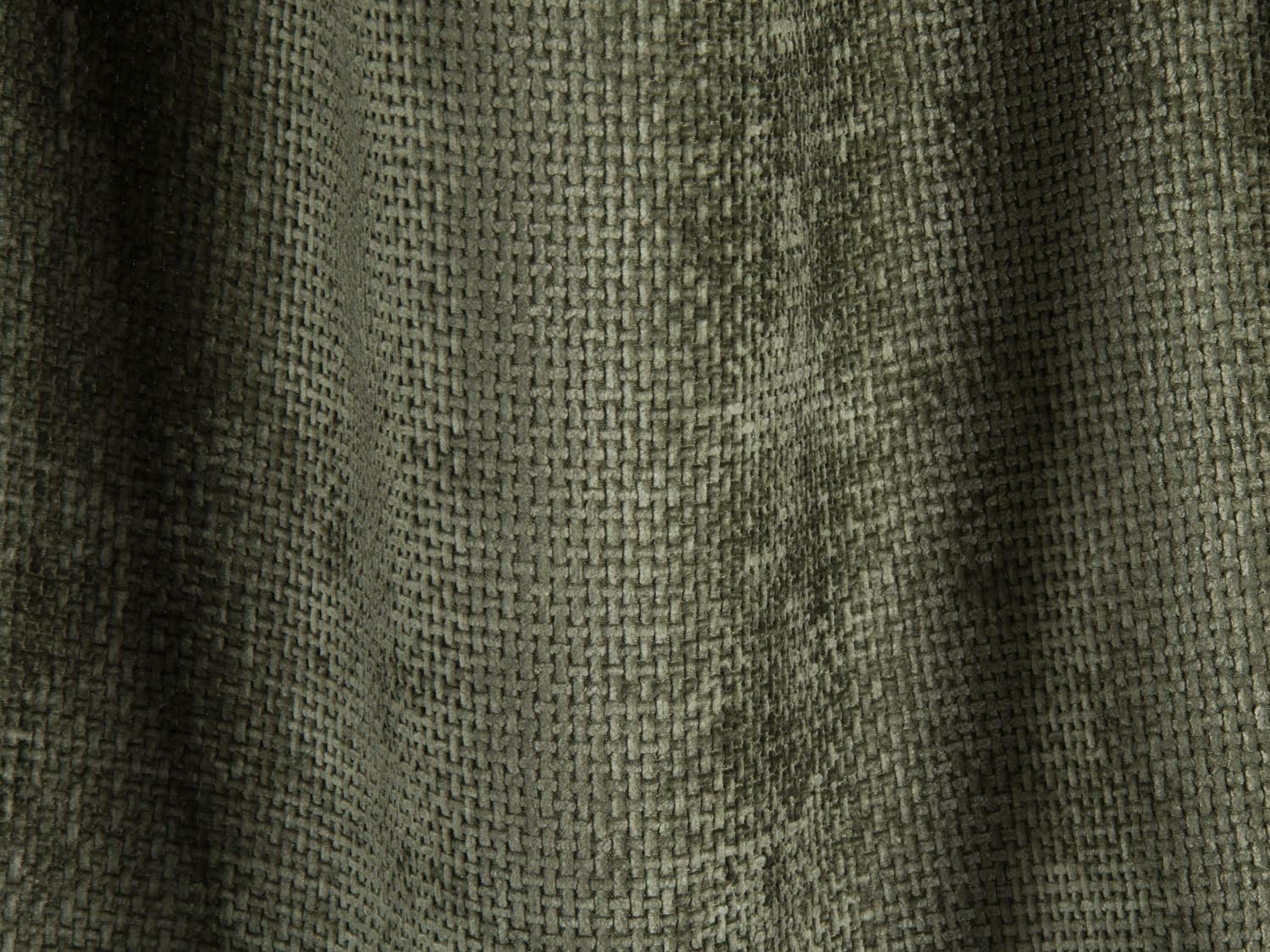 Elegantes 3-Sitzer Sofa Tonale in Green-Eden, ideal für stilvolle Wohnzimmer, bietet Schlafgelegenheit und praktischen Stauraum.