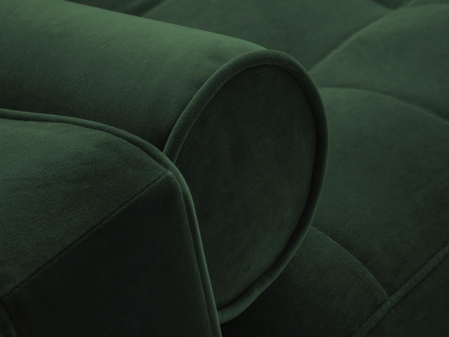Modernes 3-Sitzer Sofa Aspen in stilvollem Grün, perfekt für entspannte Abende und als praktisches Schlafsofa mit integriertem Stauraum.