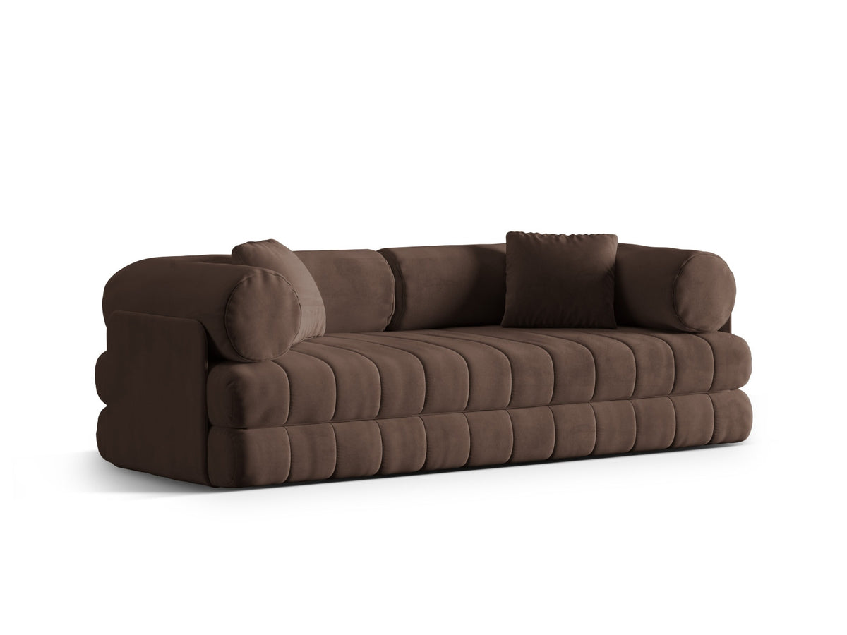 Kemi Velour Sofa mit Schlaffunktion 3 Sitzer in Chocolate-Salvador präsentiert im Onlineshop von KAQTU Design AG. Bettsofa ist von Cosmopolitan Design