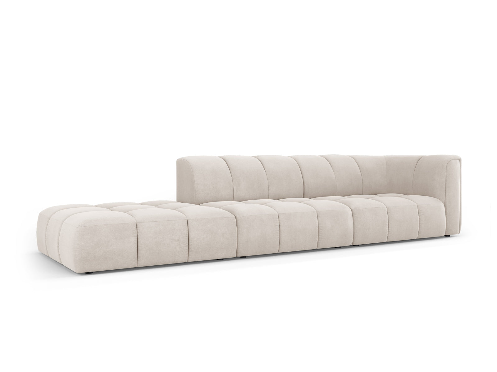 Beige-modulares 4-Sitzer Sofa Moritz von Cosmopolitan Design, stilvoll und komfortabel, ideal für moderne Wohnräume.
